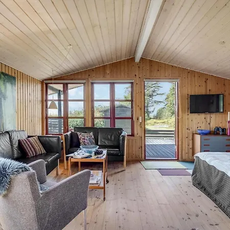 Dom wakacyjny Cozy In With Kitchen Skjern