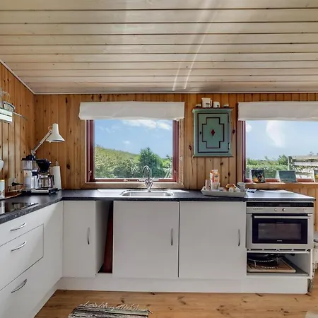 Cozy In With Kitchen Skjern